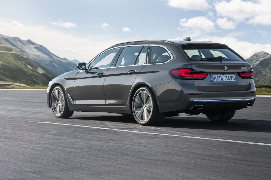  BMW 530i Touring Luxury Line (G31) 2020 года  (WW) (фото 3 из 73)